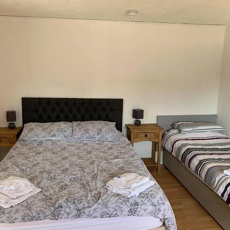 The Carisbrooke Hotel Forres Bagian luar foto